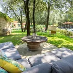 Hotel Logis La Bastide De & Restaurant La Chenaie 3*