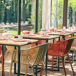 Hotel Logis La Bastide De & Restaurant La Chenaie