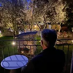 Hotel Logis La Bastide De & Restaurant La Chenaie Grignan