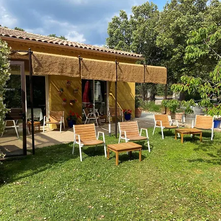 酒店 Logis La Bastide De & Restaurant La Chenaie 格里尼昂