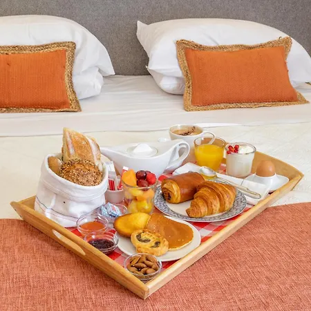 酒店 Logis La Bastide De & Restaurant La Chenaie 格里尼昂