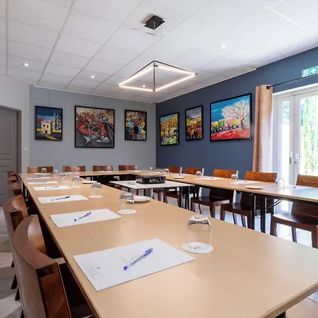 Logis La Bastide De & Restaurant La Chenaie 酒店 格里尼昂