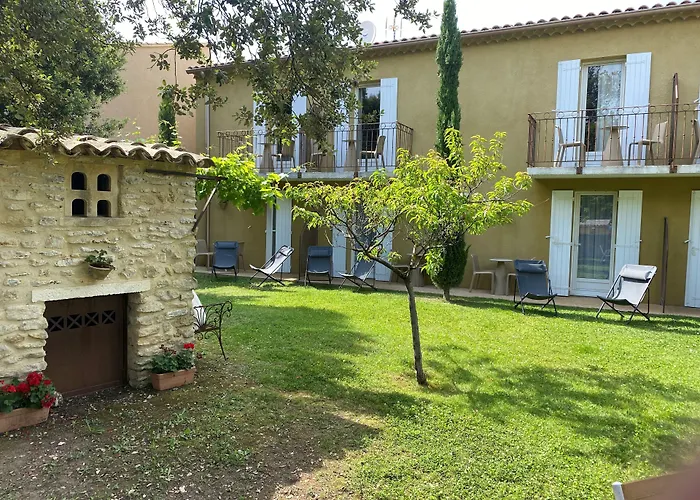 Logis La Bastide De & Restaurant La Chenaie