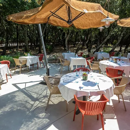 Logis Hotel La Bastide De Grignan & Restaurant 