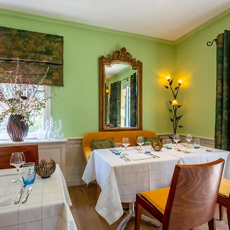 Logis Hotel La Bastide De Grignan & Restaurant 
